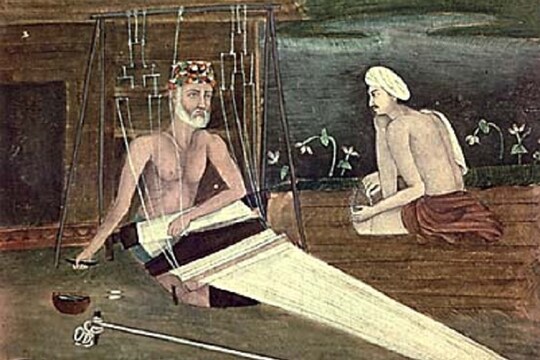 कबीर संत थे, कवि थे, उपदेश देते थे लेकिन कपड़ा जरूर बुनते थे. उनकी जिंदगी में कर्म का भी उतना ही महत्व था. 