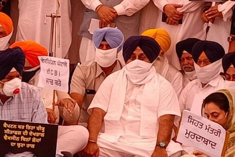 सुखबीर बादल ने कहा कि उन्होंने कई घोटाले देखे पर कोरोना वैक्सीन से मुनाफा कमाने वाला ऐसा घोटाला पहली बार देखा.