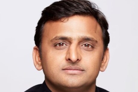 अखिलेश यादव ने लिखित बयान जारी कर प्रदेश सरकार की कमियां बताईं.