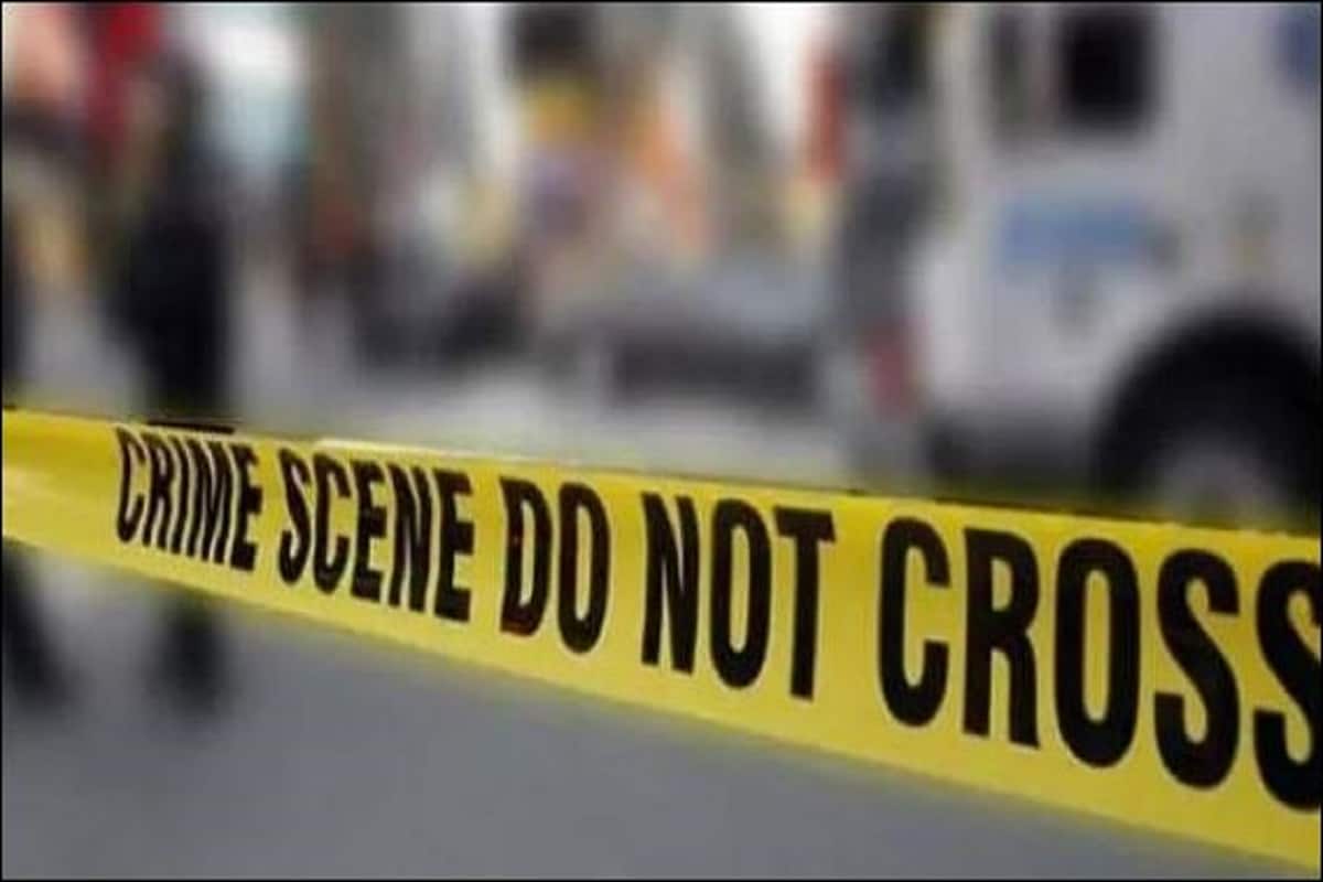 मुम्बई-गुजरात के वांटेड बदमाशों की यूपी पुलिस से मुठभेड़, 2 इनामी घायल