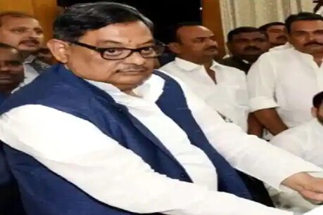 आरोप है कि अमरिंदर धारी सिंह और उनके सहयोगियों ने इंडियन पोटाश लिमिटेड और इफको के बड़े अधिकारियों के साथ मिलकर विदेशों से आने वाली खाद को बड़े हुए मूल्यों पर खरीदा दिखाया
