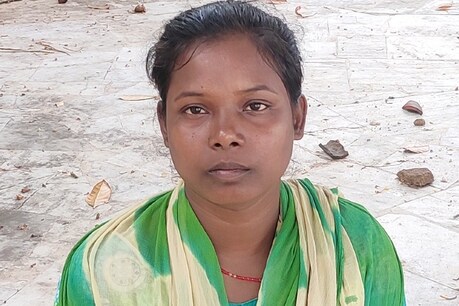 बिरसा मुंडा की परपोती जानी मुंडा सब्जी बेचकर कर रही हैं जीवन यापन.