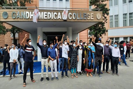 मध्य प्रदेश: जूनियर डाक्टर्स की हड़ताल पर घमासान जारी.