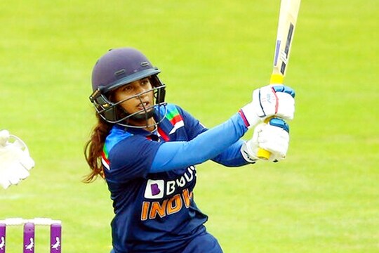 IND W Vs ENG W, 2nd ODI: मिताली राज ने ठोका अर्धशतक, टीम इंडिया 221 पर ढेर (AP)