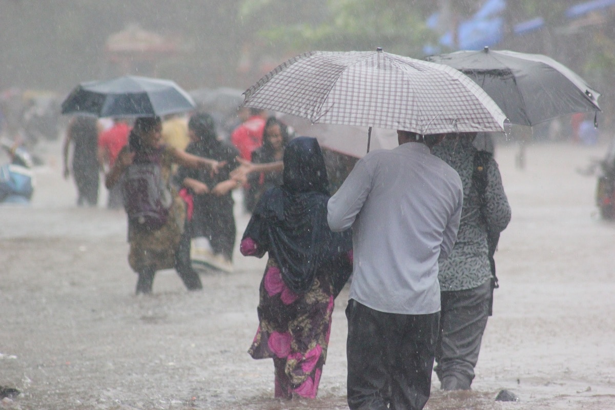UP Weather Alert: आज से बदलेगा प्रदेश का मौसम, राजधानी लखनऊ समेत इन जिलों में झमाझम बारिश के आसार