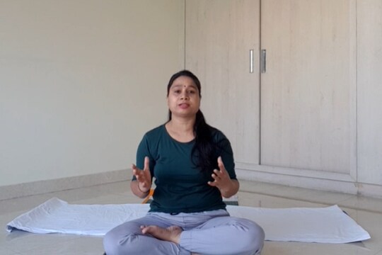शरीर को संतुलित बनाए रखने के लिए प्राणायाम बहुत अच्‍छा आसन है.
