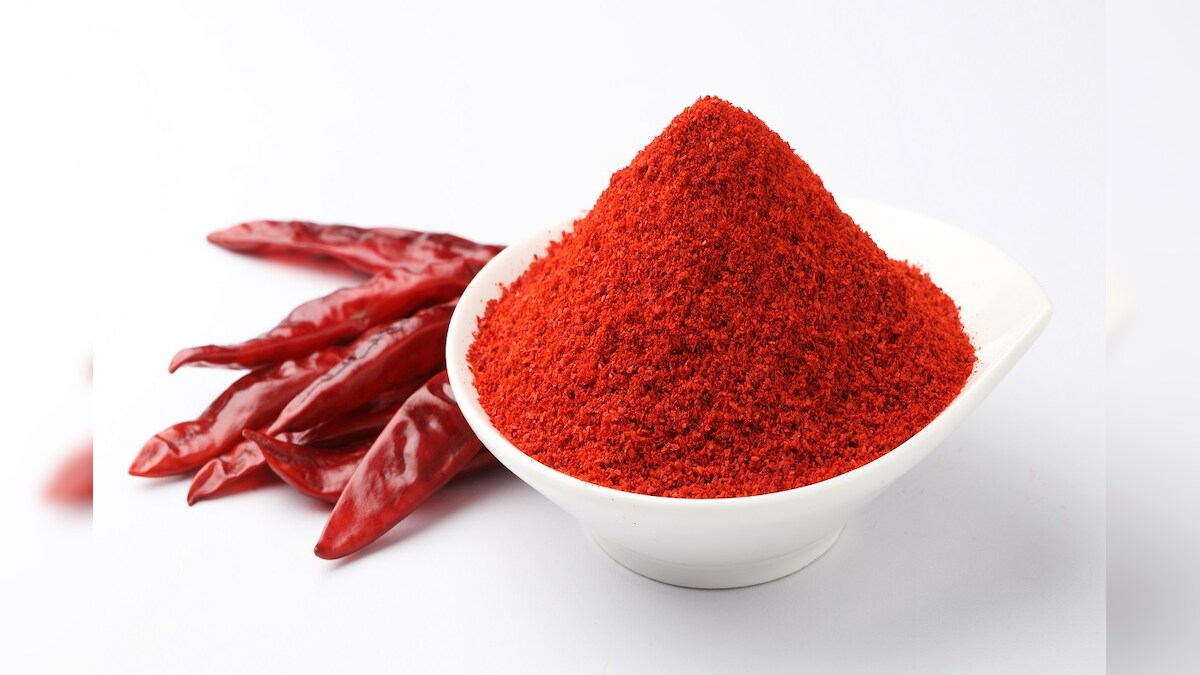 how to check purity of red chilli powder ऐसे करें असली और नकली लाल मिर्च  पाउडर की पहचान – News18 हिंदी