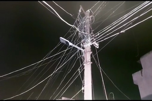 बिहार के दरभंगा में करेंट लगने से युवक की मौत बिहार के दरभंगा में करेंट लगने से युवक की मौत