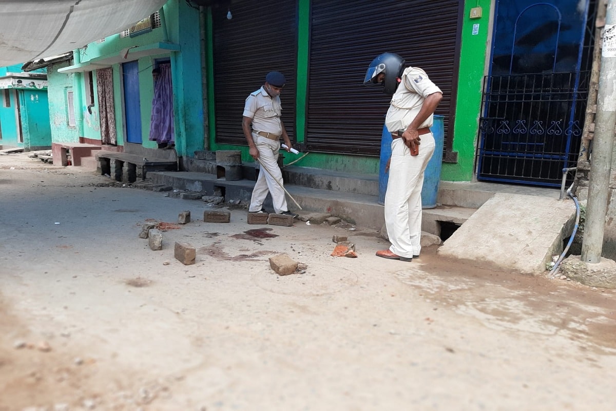 Patna News: राजधानी में दिनदहाड़े हत्या, चाकू से गोदने के बाद युवक को मारी गोलियां