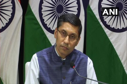  विदेश मंत्रालय के प्रवक्ता अरिंदम बाग्ची ने कहा, “ केंद्र शासित प्रदेश जम्मू कश्मीर से संबंधित मामलों में ओआईसी को हस्तक्षेप का अधिकार नहीं हैं 