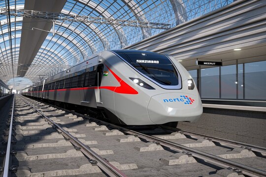 दिल्ली-मेरठ रीजनल रेल ट्रांजिट सिस्टम रूट पर एक सेक्शन पर मार्च, 2023 तक 17 किलोमीटर रूट पर रैपिड रेल चलाने का लक्ष्य निर्धारित किया हुआ है.