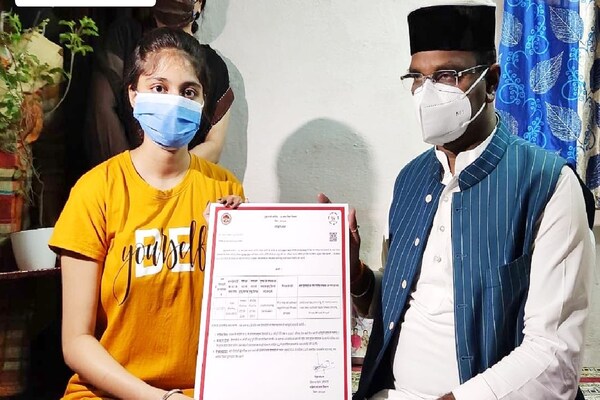 कोरोना में अनाथ हुए बच्चों की सरकार बनी सहारा, घर-घर जाकर दिया जा रहा है कार्ड