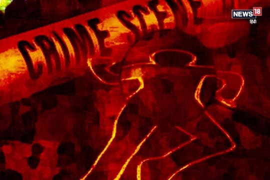 रोहतक में दिनदहाड़े घर में घुसकर फायरिंग करके प्रॉपर्टी डीलर और उसकी पत्नी की हत्या कर दी गई.