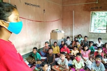 मिलिये 12 साल की दीपिका मिंज से, जो टीचर बनकर गांव के 90 बच्चों दे रहीं शिक्षा