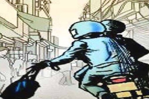 धनबाद में लगातार हो रही छिनतई की घटना से पुलिस की कार्यशैली पर सवाल खड़े हो रहे हैं. (सांकेतिक तस्वीर) धनबाद में लगातार हो रही छिनतई की घटना से पुलिस की कार्यशैली पर सवाल खड़े हो रहे हैं. (सांकेतिक तस्वीर)