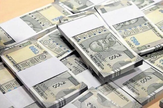 Multibagger Stock- आज हम आपको ऐसे मल्टीबैगर स्टॉक के बारे में बता रहें जिसने निवेशकों के पैसों को करोड़ों में बदल दिया. 