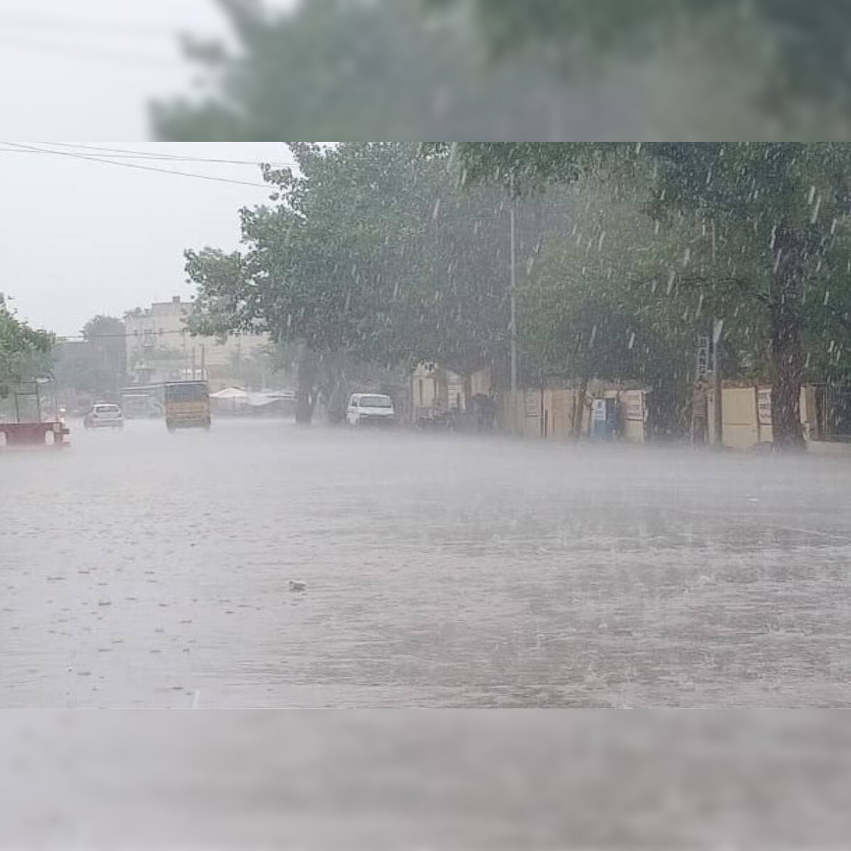 Weather Update: बिहार के 19 जिलों में वज्रपात के साथ भारी बारिश का अनुमान, अलर्ट  जारी- Weather Update Heavy rain forecast with thunderstorms in 19 districts  of Bihar alert issued nodbk – News18 ...