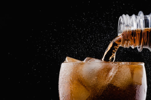 Cold Drink Side Effects : कोल्ड ड्रिंक्स के ये नुकसान जान लेंगे तो आज ही कर  लेंगे तौबा | Cold Drinks Side Effects Soft Sugar Soda Disadvantage To Human  Health Is Very