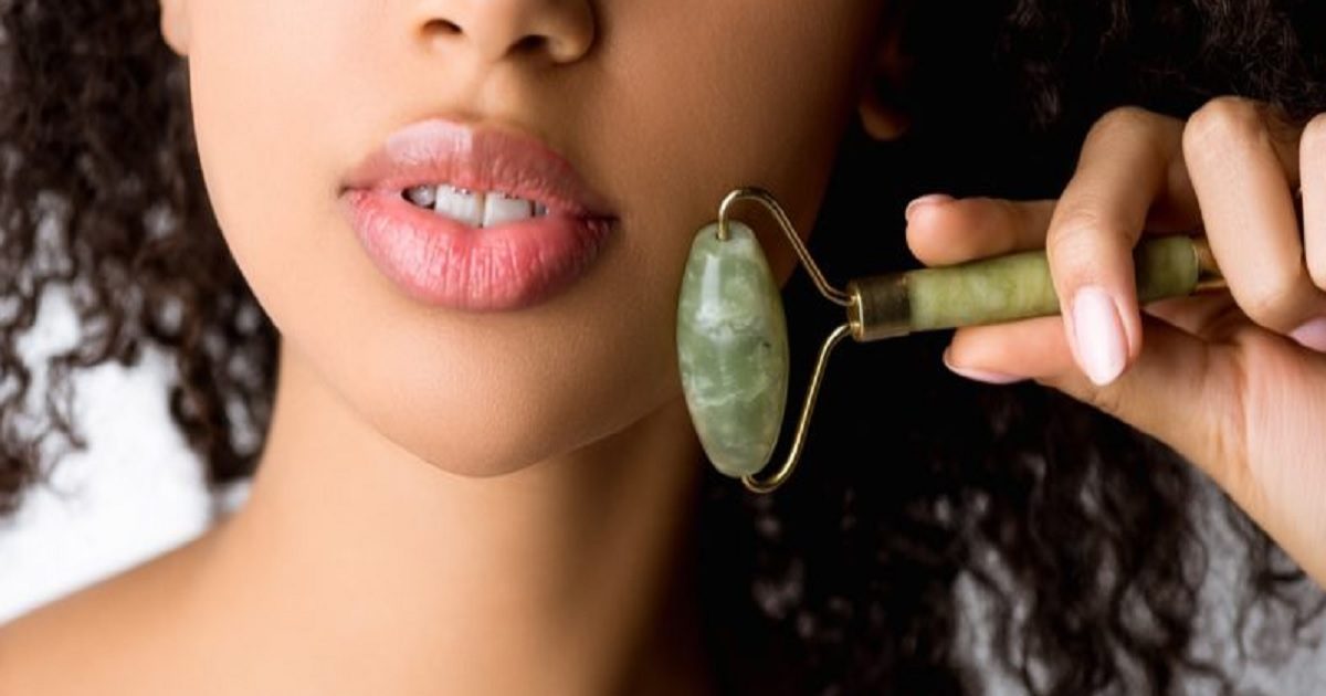 You know the right use of jade roller and Gua-sha stone