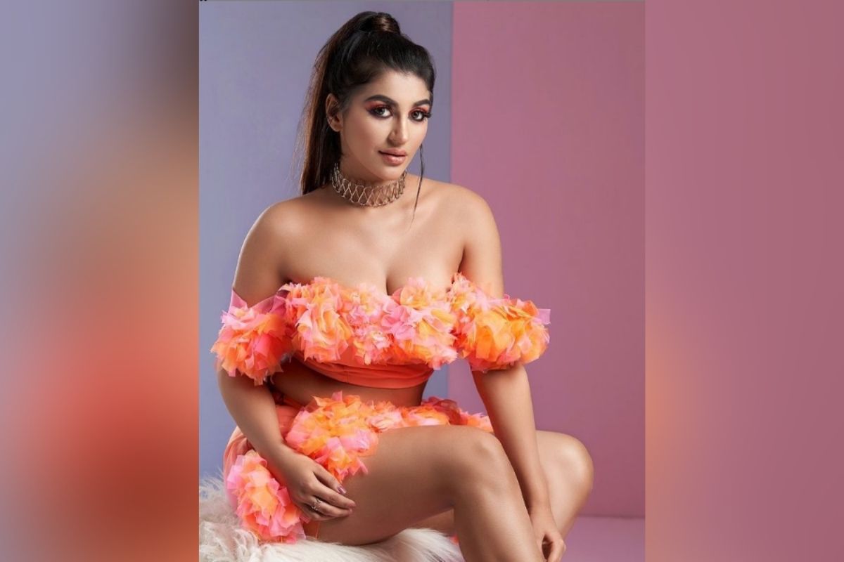yashika anand photo
