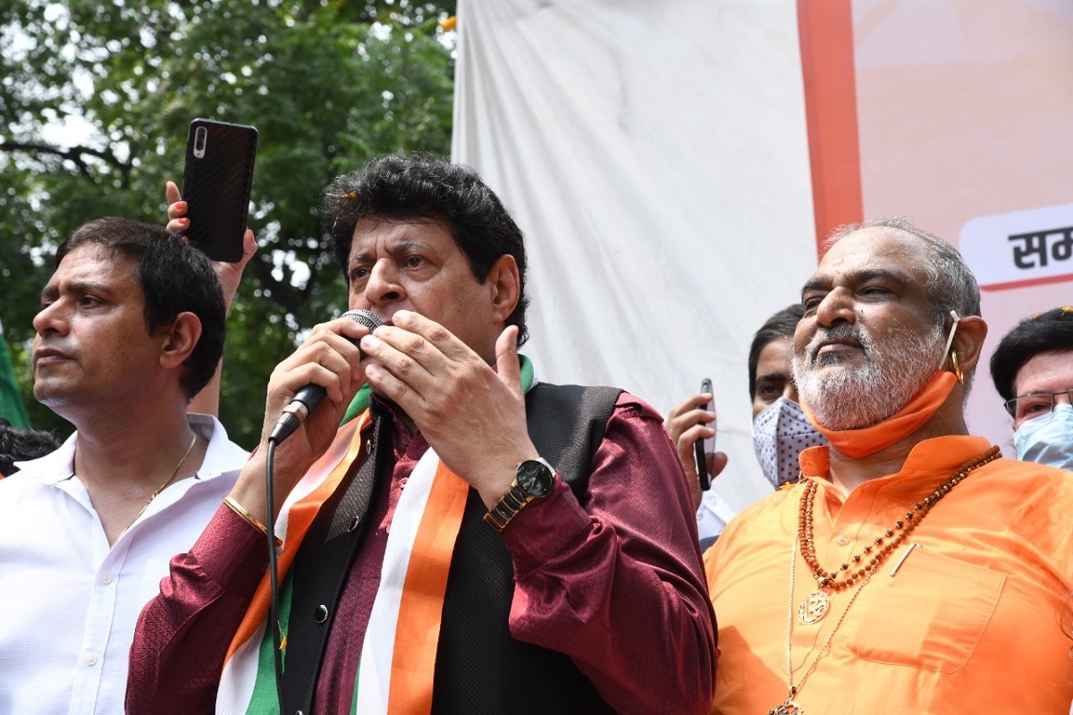 भारत छोड़ो आंदोलन के मद्देनजर सेव इंडिया मूवमेंट की ओर से पूर्व संध्या पर जंतर-मंतर पर कार्यक्रम का आयोजन किया गया. Government of India, Independence Day, Quit India Movement, Mahatma Gandhi, BJP, Jantar Mantar, भारत सरकार, स्वतंत्रता दिवस, भारत छोड़ो आंदोलन, महात्मा गांधी, भाजपा, जंतर मंतर