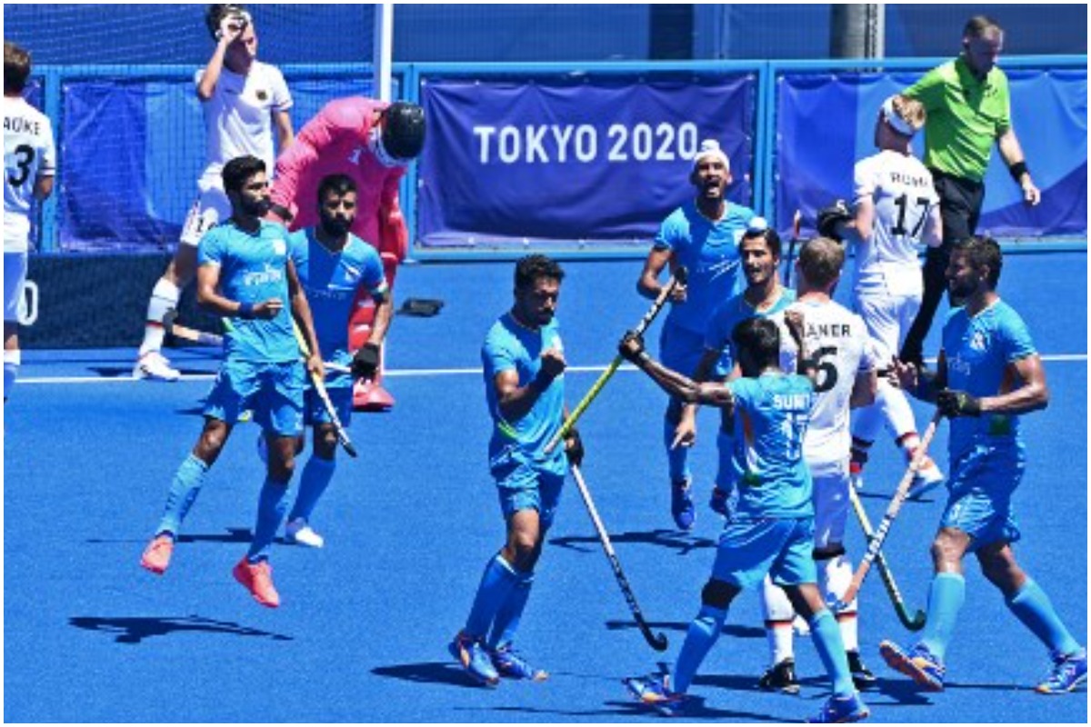 Tokyo Olympics 2020: भारतीय हॉकी टीम ने 41 साल बाद ओलंपिक में मेडल जीता. उसने जर्मनी को 5-4 से हराया. (AP)