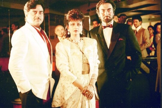 'खून भरी मांग' के 33 साल. (फोटो साभार: Movies N Memories/Twitter)