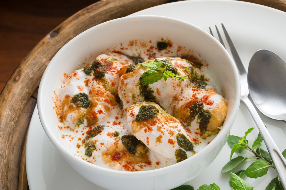 Dahi Vada Recipe made with urad dal curd and tangy chutney pur News18