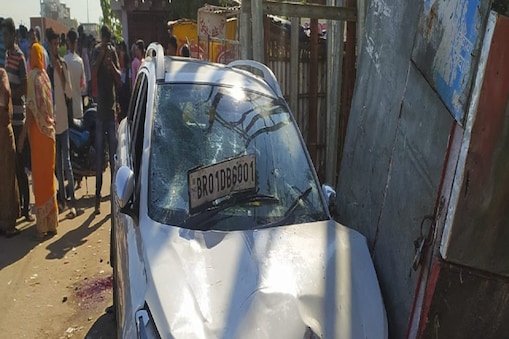 Uncontrolled car seven persons during morning walk at patna bramk - पटना में बेलगाम कार ने मॉर्निंग वाक पर निकले सात लोगों को कुचला, दो की दर्दनाक मौत – News18 Hindi