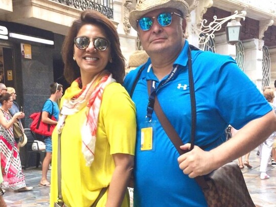 नीतू  कपूर ने दिवंगत ऋषि कपूर की दो इच्छाओं के बारे में बताया है.
(फोटो साभारः  Instagram @neetu54)
