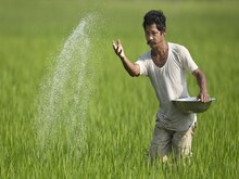 किसानों के लिए फायदे की खबर! बिना गारंटी इस तरह ले सकते हैं ₹1.60 लाख का लोन