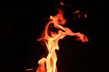 Jalore: मां गांव में वैक्सीनेशन ड्यूटी पर थी, घर में जिंदा जल गया डेढ़ साल का बेटा, पति भी झुलसा