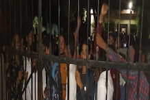 ललितपुर:प्रदर्शनकारी छात्रों ने SDM को बनाया बंधक, लाठीचार्ज,कई हिरासत में