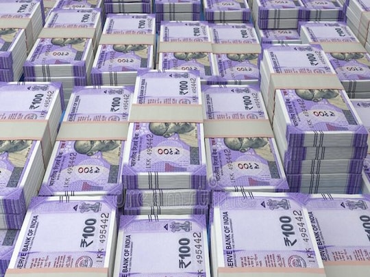 Multibagger stock: पिछले एक महीने से यह मल्टीबैगर ब्रेवरी स्टॉक बिकवाली के दबाव में है, लेकिन उन निवेशकों के लिए जिन्होंने इस स्टॉक में 'खरीदें, बनें रहें और भूल जाएं (buy, hold and forget)' की रणनीति बनाये रखी उनके पैसे को इस स्टॉक ने कई गुना बढ़ाया है. 