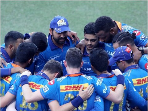 IPL 2021: मुंबई इंडियंस को प्‍लेऑफ के लिए सनराइजर्स हैदराबाद पर 171 रन के अंतर जीत दर्ज करनी होगी.  (Mumbai Indians Instagram) 