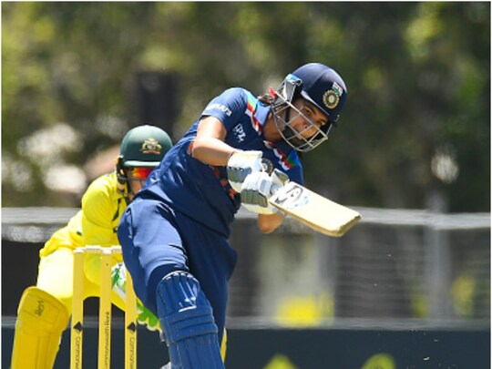 IND vs AUS Women: तीसरे वनडे में यास्तिका भाटिया ने 64 रनों की पारी खेली. (फोटो साभार-@BCCIWomen)