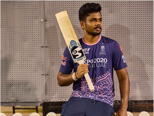 संजू सैमसन (Sanju Samson) के राजस्थान रॉयल्स छोड़ने की खबर आ रही है. सैमसन हालांकि बतौर कप्तान टीम को अधिक सफलता नहीं दिला सके थे. लेकिन बल्ले से उनका प्रदर्शन अच्छा रहा था. कई फ्रेंचाइजी टीमों की नजर उन पर है. उनके सीएसके से जुड़ने की खबर भी आ रही है. (Sanju Samson Instagram)