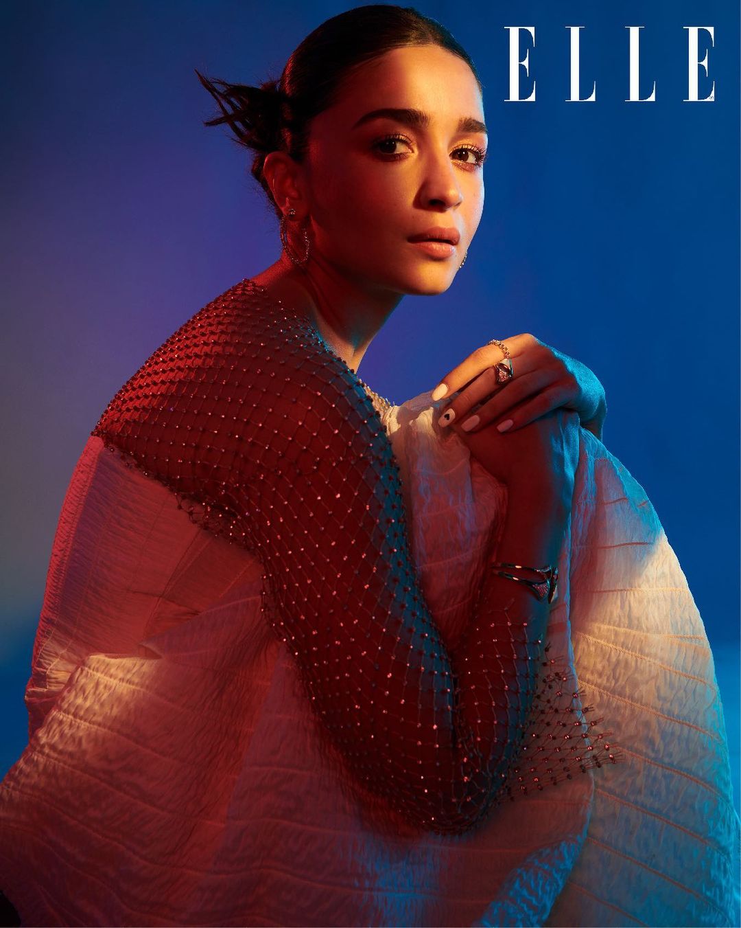 Alia bhatt these photoshoot is just beautiful and glamorous Alia Bhatt photoshoot pic