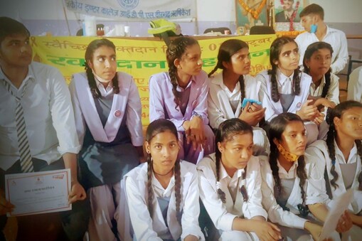 छात्रों छात्रों