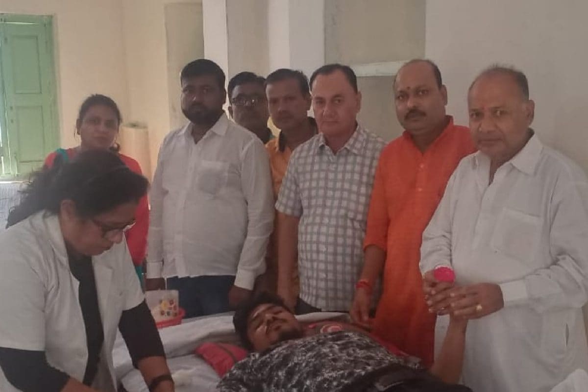 जहां दी जाती थी पशुओं की बलि, वहां इस खास आयोजन से करते हैं देवी को प्रसन्न जहां दी जाती थी पशुओं की बलि, वहां इस खास आयोजन से करते हैं देवी को प्रसन्न