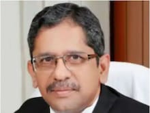 बड़े छात्र नेताओं की कमी से चिंतित CJI, कहा- यह लोकतंत्र के लिए सही नहीं