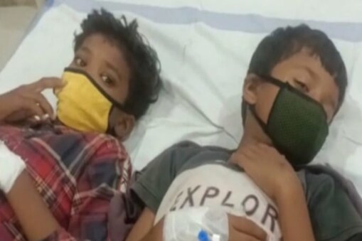 राजनांदगांव अस्पताल में बच्चों को इलाज के लिए भर्ती कराया गया है.
