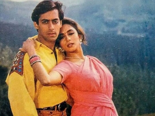 सलमान खान और माधुरी दीक्षित स्टारर फिल्म दिल तेरा आशिक 22 अक्टबूर 1993 में रिलीज हुई थी.(फोटो साभार: Movies N Memories/twitter)