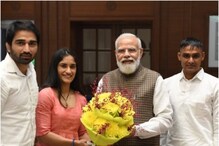 पहलवान विनेश फोगट ने प्रधानमंत्री नरेंद्र मोदी से की मुलाकात, कहा- धन्यवाद