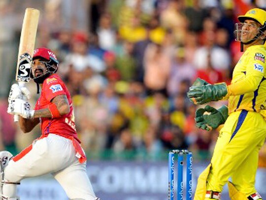 T20 World Cup 2021: केएल राहुल ने कहा कि सभी एमएस धोनी की मदद लेना चाहते हैं. (AFP)