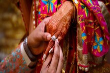 Karwa Chauth 2021: करवा चौथ पर पत्नी को खुश कर देंगे यह अनमोल तोहफे