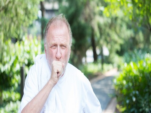 वायु प्रदूषण से बचने के लिए घर में एयर प्यूरिफायर लगवाएं- Image/shutterstock