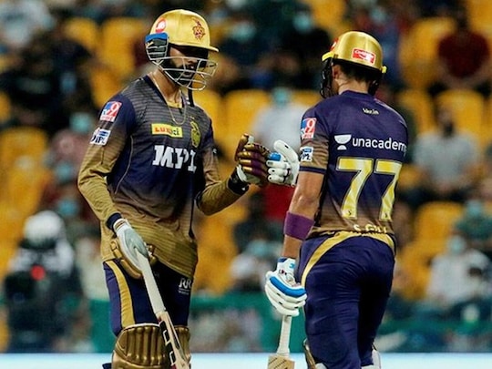 IPL 2021: वेंकटेश अय्यर ने मौजूदा सीजन का तीसरा अर्धशतक लगाया और केकेआर को फाइनल में पहुंचाया. (PTI)