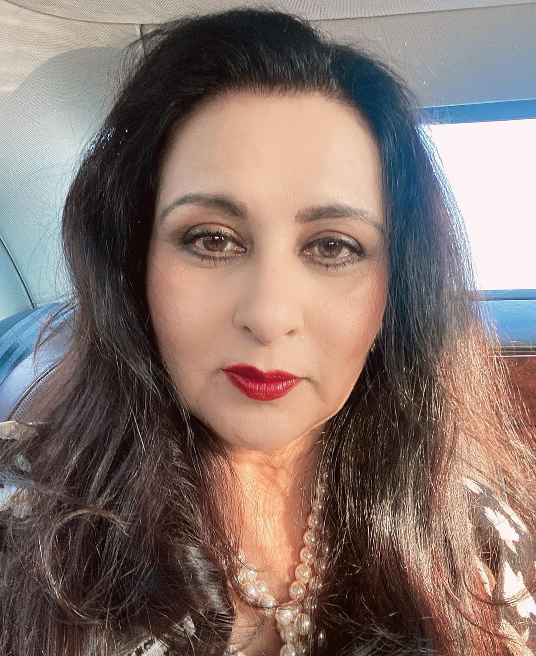 poonam dhillon