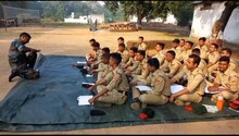 एनसीसी कैंप में युवा सीखते हैं सेना से जुड़े हुए तमाम गुर